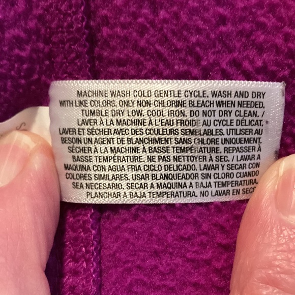 Old Navy; Full Zip Fleece Vest; Fuchsia; - Picture 5 of 5